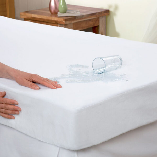 Comfort Bundle – Mattress Protector Cover Waterproof Stainproof Hypoallergenic & 2 Memory Foam Pillows - Image 5