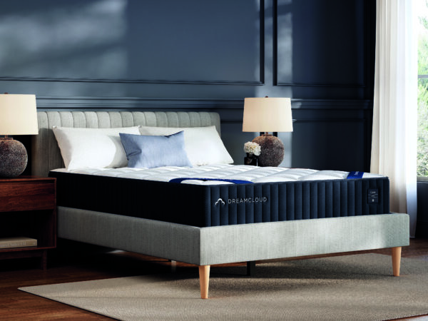 DreamCloud - Classic Hybrid Mattress 12" Medium - Image 2